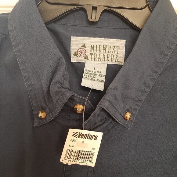 Mens new with tags large Midwest trading brand button down shirt - Picture 2 of 3